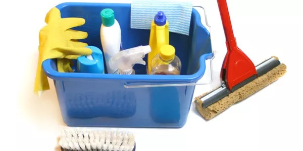 rengör och organisera ditt badrum rätt